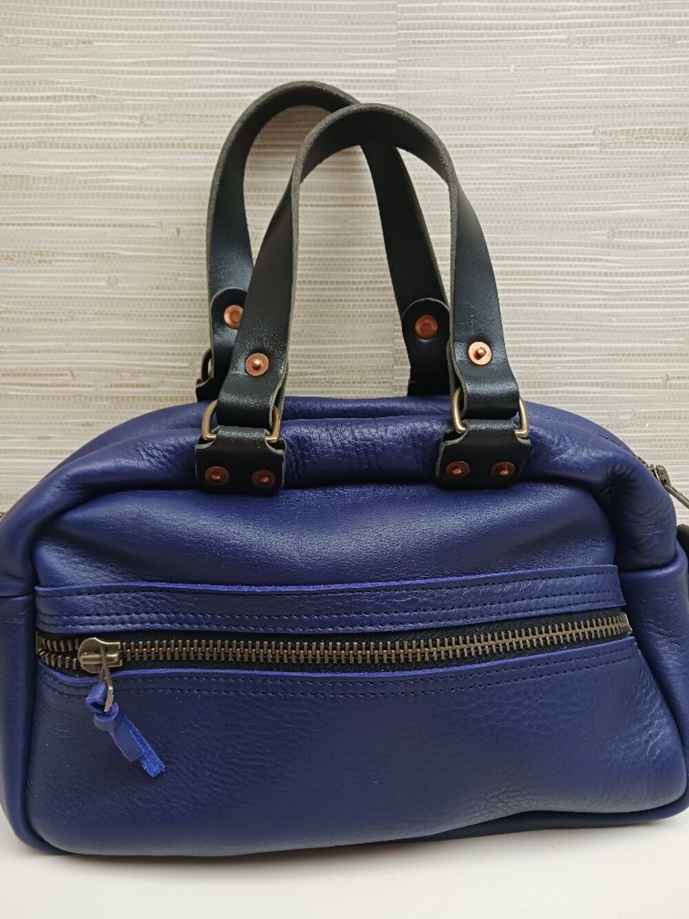 EUC Go Forth Goods violet medium Hoffman